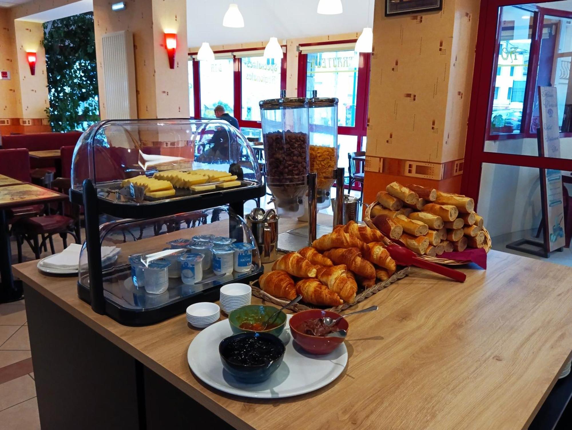 Hotel Restaurant Prunieres Aumont-Aubrac Eksteriør billede